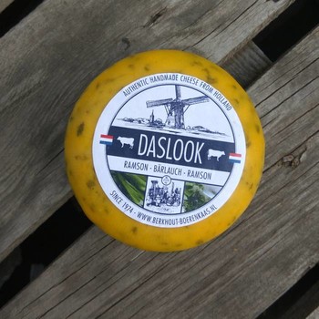 Сыр Голландский , фермерский DASLOOK  (черемша) 500 г