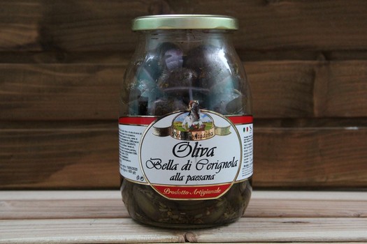 Оливки Olive Bella di Cerignola Alla Paesana (в сухому маринаді), 600 г